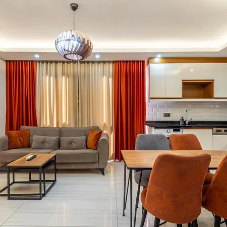 Retro No 7, Cleopatra Alanya